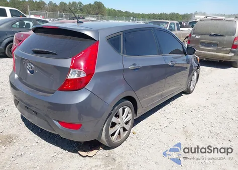 2014 Hyundai Accent Se z USA, uszkodzony, nr VIN KMHCU5AE9EU142285